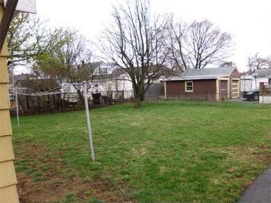 24 Johnson Ave, Peabody, MA 01960 - photo 4