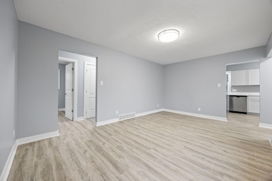 1401 Cutler Ave, Des Moines, IA 50315 - photo 5