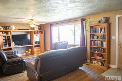 687 W 200 N, Blackfoot, ID 83221 - photo 2