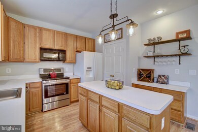 21556 Bankbarn Terrace, Broadlands, VA 20148 - photo 4