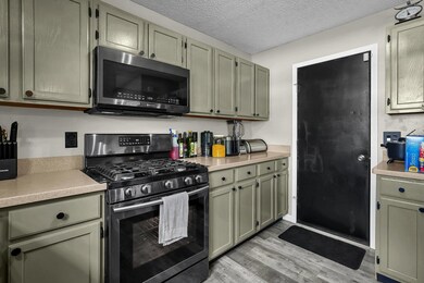 976 Lavender Ln, Columbus, OH 43207 - photo 6