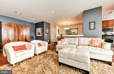 4119 S Four Mile Run Dr unit 403, Arlington, VA 22204 - photo 2