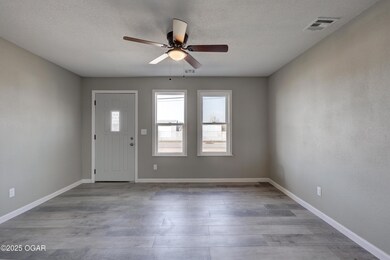 1828 W 4th St, Joplin, MO 64801 - photo 5