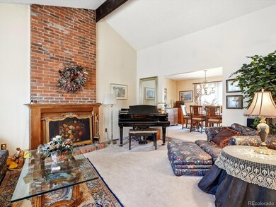 12386 E Bates Cir, Aurora, CO 80014 - photo 4