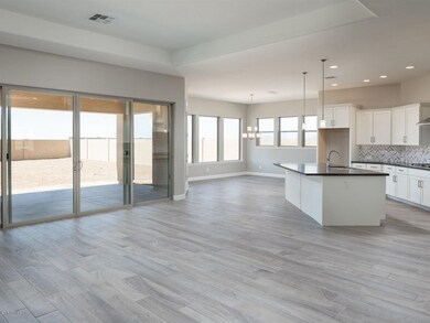003_Open Floor Plan