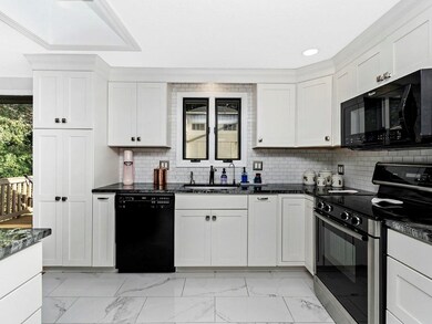 31 Cresthaven Dr, Burlington, MA 01803 - photo 6