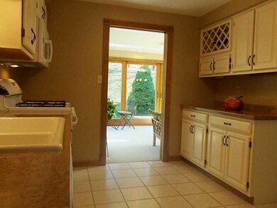 Kitchen. SPACIOUS KITCHEN OPEN TO THE FAMILY ROOM