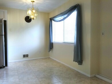 74 Ashley Ln, Staten Island, NY 10309 - photo 6