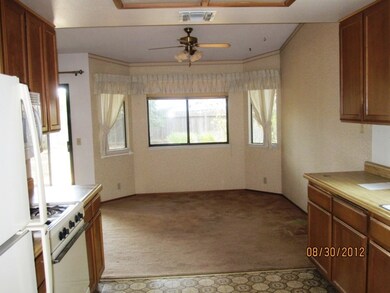 Dining area Flintwood 025