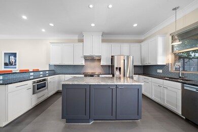 2410 Hazard St, Houston, TX 77019 - photo 3