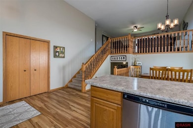 305 Cole Ct, Mankato, MN 56001 - photo 4