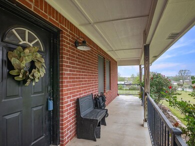 447 Parker St, Azle, TX 76020 - photo 2