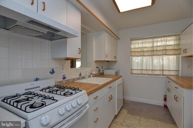 2315 Fairview Terrace, Alexandria, VA 22303 - photo 7