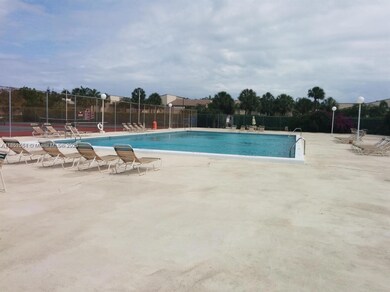 Breakwaters unit 33, West Palm Beach, FL 33401 - photo 5