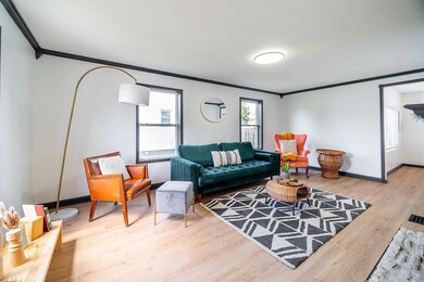 302 Letchworth Avenue-21