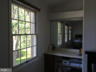 12519 Coral Grove Place, Germantown, MD 20874 - photo 6