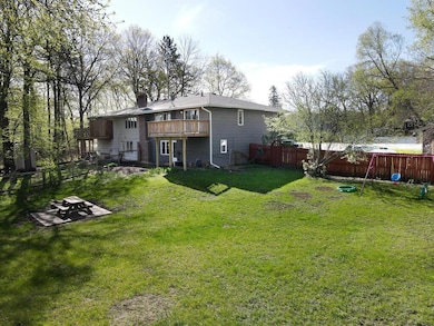 23622 Smithtown Rd, Excelsior, MN 55331 - photo 3