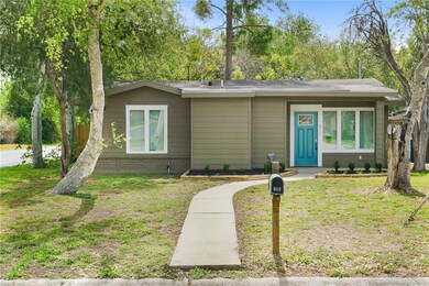 912 E Huntington St, Beeville, TX 78102 - photo 3