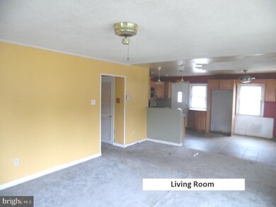 632 Glencroft Cir, Folcroft, PA 19032 - photo 4