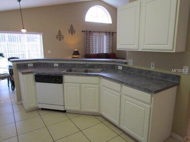 204 Hollingshead Loop, Davenport, FL 33896 - photo 3