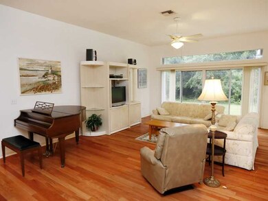 807 Gladiola Ave, Sebastian, FL 32958 - photo 7