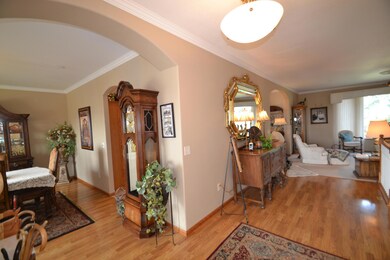 Foyer - Dining Room