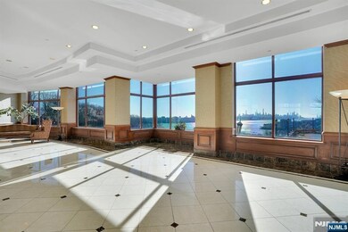 Palisades unit 1610, Fort Lee, NJ 07024 - photo 2