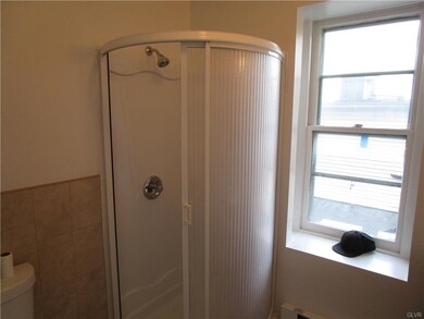 446 N 7th St, Allentown, PA 18102 - photo 7