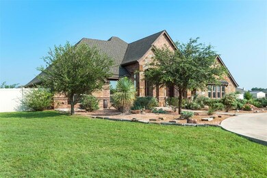 305 Steppes Ct, Weatherford, TX 76087 - photo 5