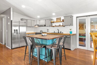 2366 SW Mariposa Loop, Redmond, OR 97756 - photo 7