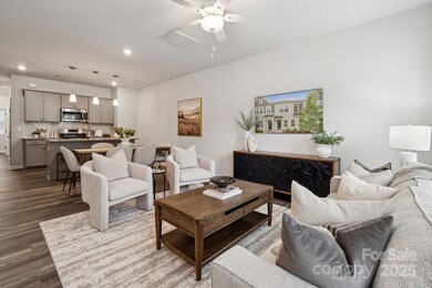 4750 Lakeview Rd unit 18, Charlotte, NC 28216 - photo 6