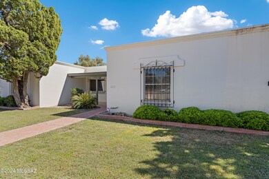 Beautifully maintained front yard