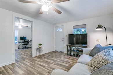 502 E Decatur St, Ennis, TX 75119 - photo 3