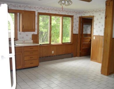 33 West St, Biddeford, ME 04005 - photo 3