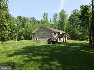 7039 Antler Ln, King George, VA 22485 - photo 2