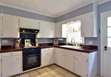 303 E Price St, Sylvester, GA 31791 - photo 7