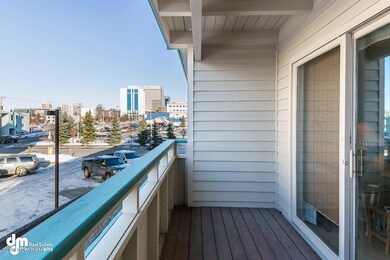 Balcony_CG_1739-SMALL