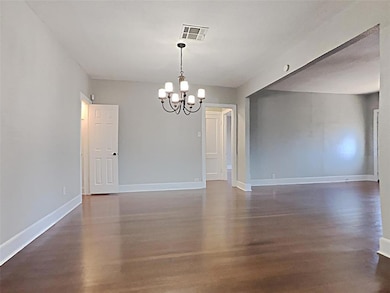 604 Casa Linda St, Ennis, TX 75119 - photo 5