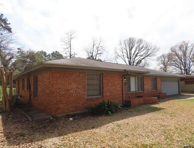 1220 Powers Dr, Tyler, TX 75701 - photo 2