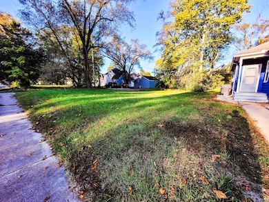 617 N Walnut St, South Bend, IN 46628 - photo 4