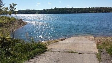 622 S Rosewood St, Shell Knob, MO 65747 - photo 3