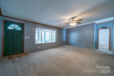 124 Kodak Dr, Statesville, NC 28625 - photo 6