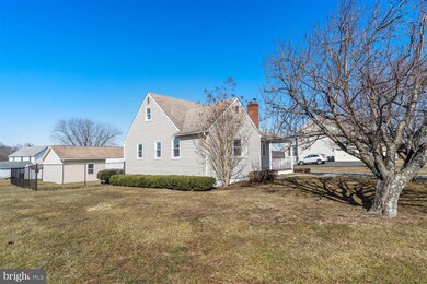 9728 Cross Rd, Perry Hall, MD 21128 - photo 3