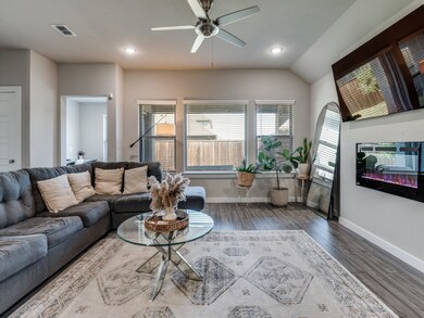 626 Congressional Ave, Red Oak, TX 75154 - photo 5