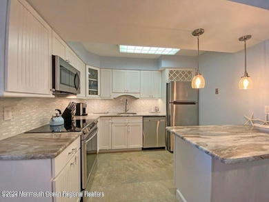 Yacht Harbor unit C3 (Winter), Sea Bright, NJ 07760 - photo 4