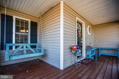 628 Latane Dr, Colonial Beach, VA 22443 - photo 6