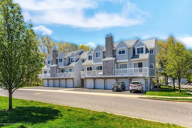 906 Scarlet Oak Ave, Toms River, NJ 08755 - photo 4