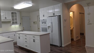 1220_Matterhorn_KitchenFromNook