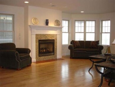 406 N End Blvd unit 4, Salisbury, MA 01952 - photo 4