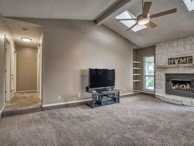 3014 S Narcissus Place, Broken Arrow, OK 74012 - photo 5